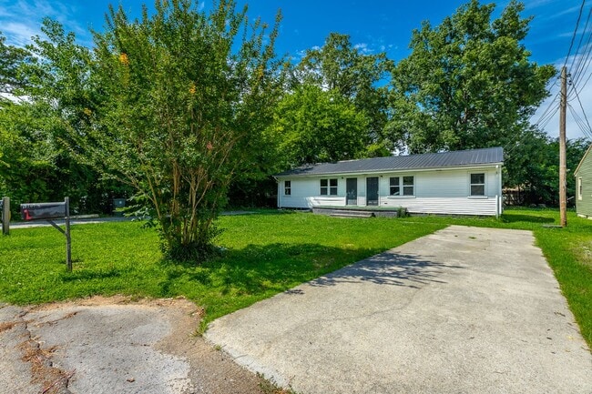 Foto del edificio - 5107 Sunbeam Ave