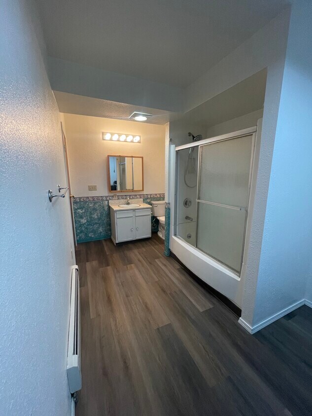 12107 Horseshoe Dr Unit 2, Eagle River, AK 99577 Apartments in Eagle