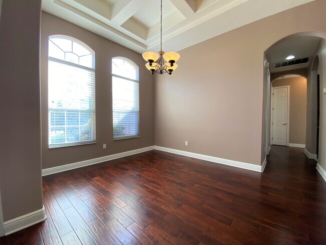 Building Photo - 6368 Epping Ct