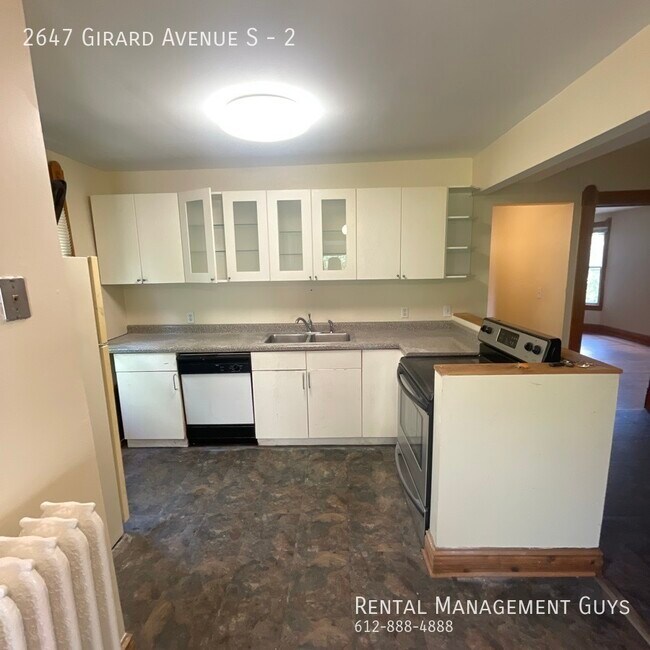 Foto del edificio - Charming 2 Bedroom in Uptown - Close to Sh...