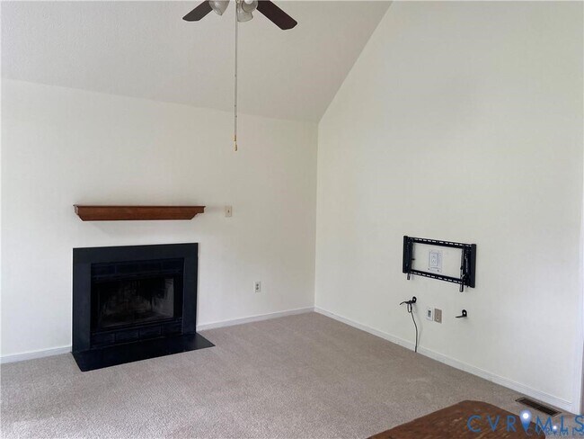 Foto del edificio - 6415 Chenault Way