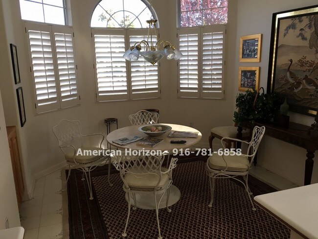 Foto del edificio - LEASED--Three Bedroom in Sun City Roseville
