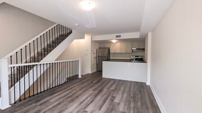 Building Photo - Huge Townhouse On A Park! One Month Free Rent!