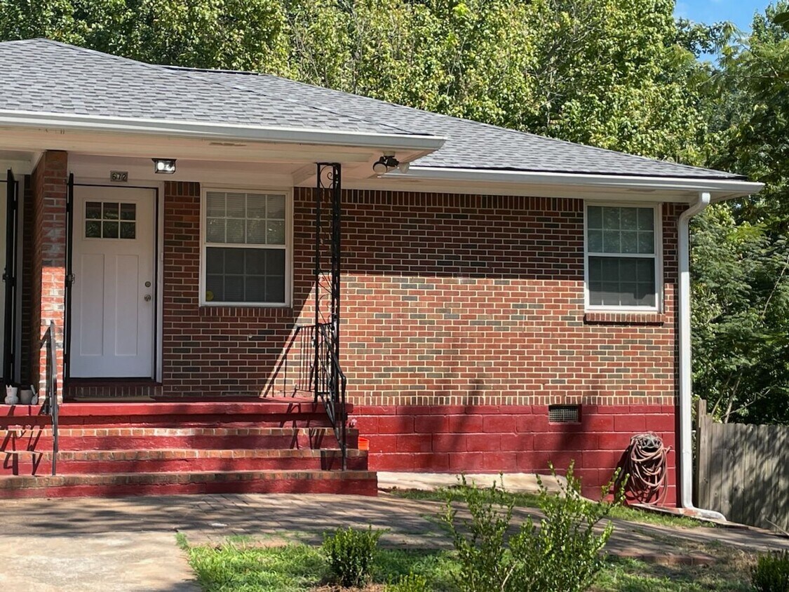 Foto principal - East Atlanta Rental - 2BR/1BA Duplex