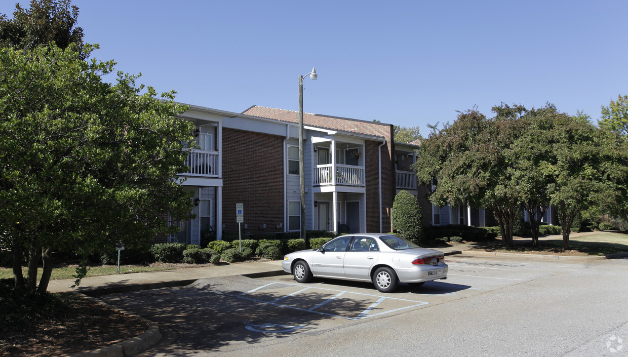 Building Photo - Landwood Ridge Apartments