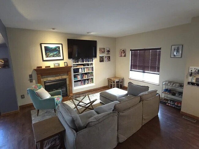 Foto del edificio - 5215 Stuart St