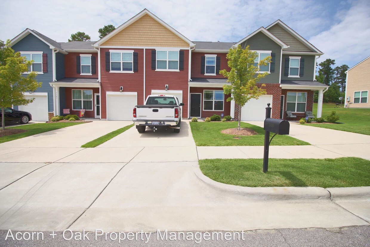 3 br, 2.5 bath House 3305 Cardinal Lake Dr House Rental in Durham, NC