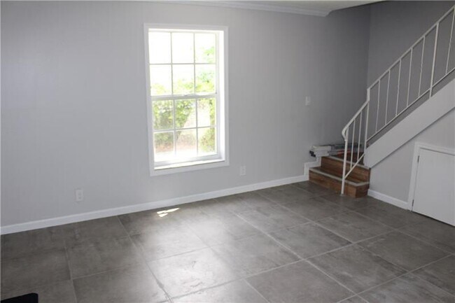 Foto del edificio - 621 28th NE St