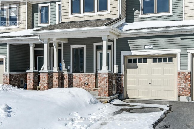 Building Photo - 123 Pictou Cres