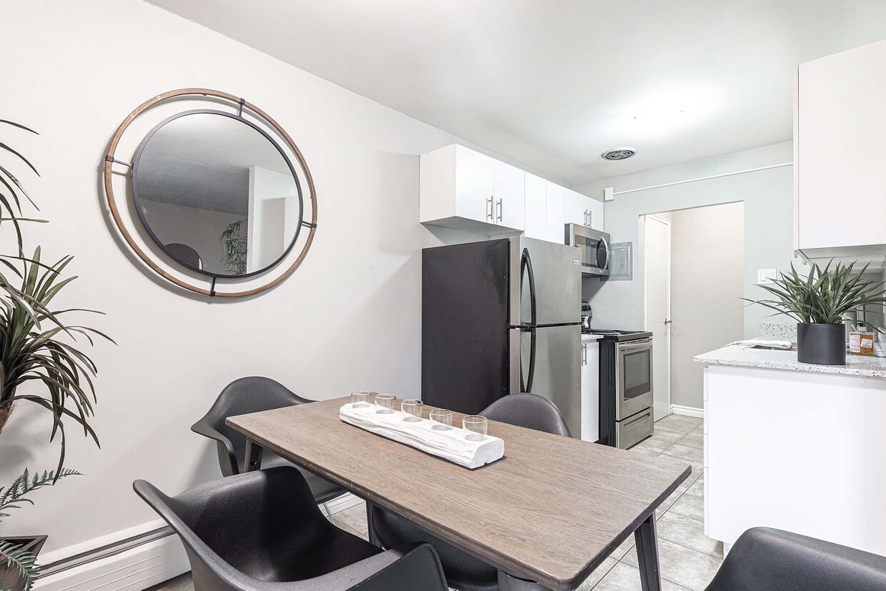 Dining and Kitchen - The Brighton