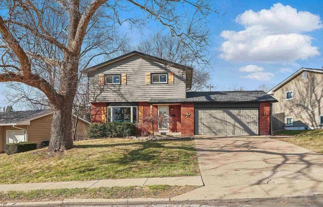 Foto principal - 766 W 46th St