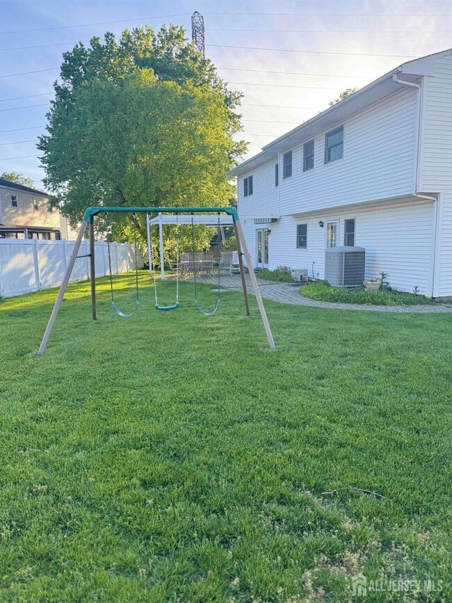 Building Photo - 5 Timothy Ct