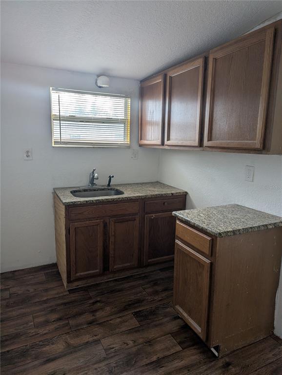 Foto del edificio - 1651 32nd Ave N