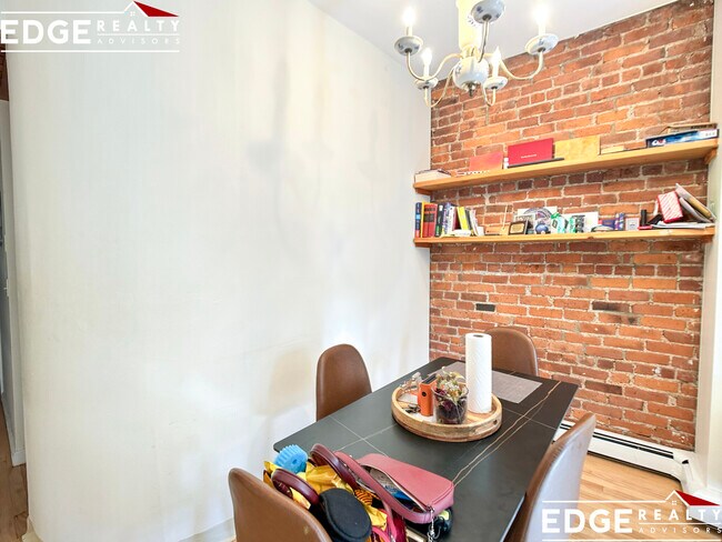Foto del edificio - 390 Riverway