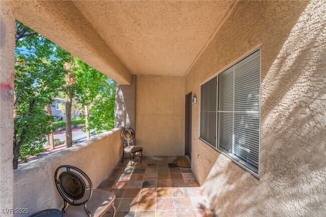 Building Photo - 5250 S Rainbow Blvd