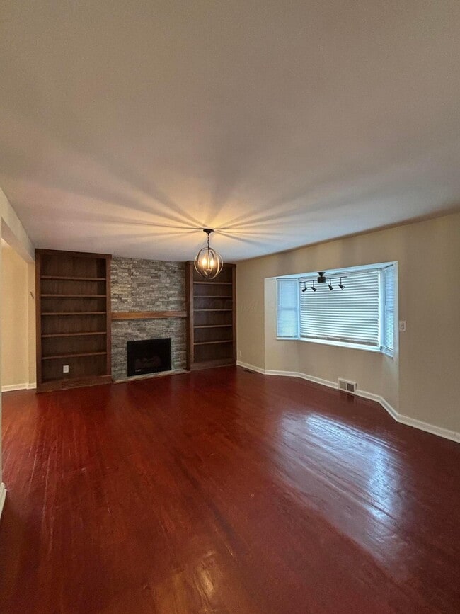 Building Photo - 514 Enfield Rd