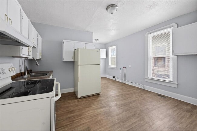 Foto del edificio - 1135 S Richland St