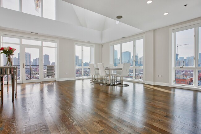 Foto del edificio - 1444 N Orleans St