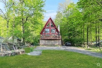 Building Photo - 36 Greenwood Dr