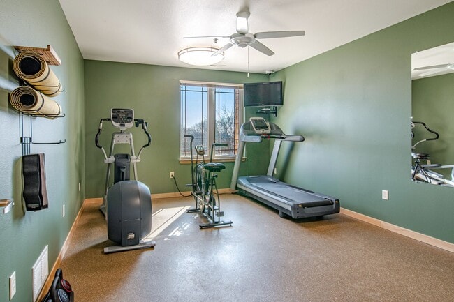 Building Photo - The Overlook at Midtown