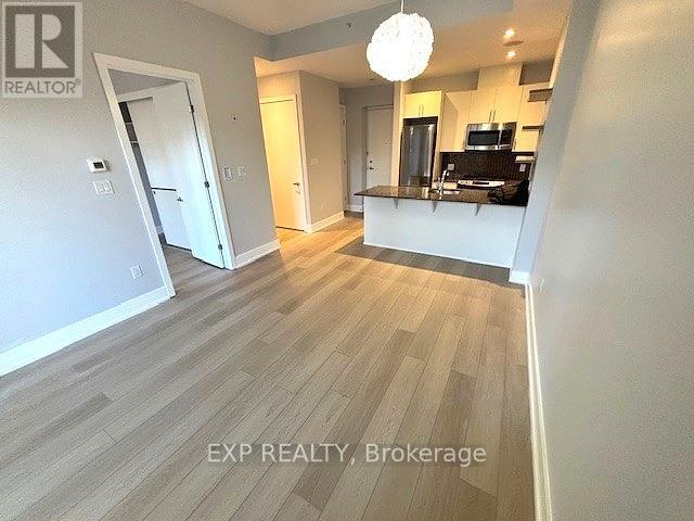 Building Photo - 100 Champagne Ave S