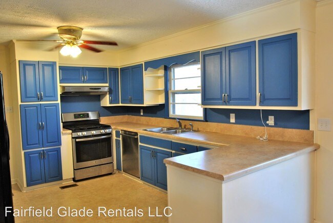 Building Photo - 3 br, 2 bath House - 344 Halstead Dr