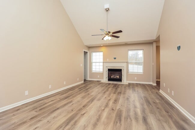 Foto del edificio - 2306 Leighton Way