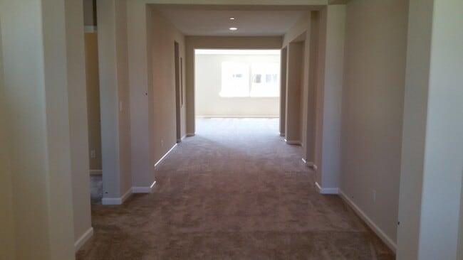 Building Photo - Apply Now to Schedule Viewing.