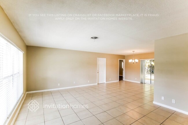 Building Photo - 759 NW 7th St