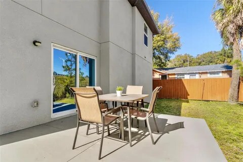 Foto del edificio - 8413 N Seminole Ave