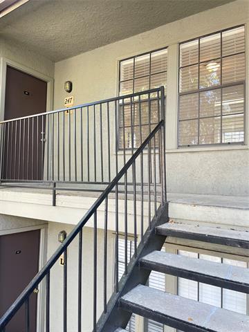 Foto principal - 5335 Bent Tree Forest Dr