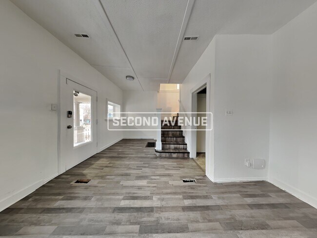 Foto del edificio - 400 Bales Ave