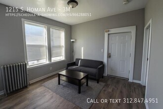 Building Photo - 1215 S Homan Ave