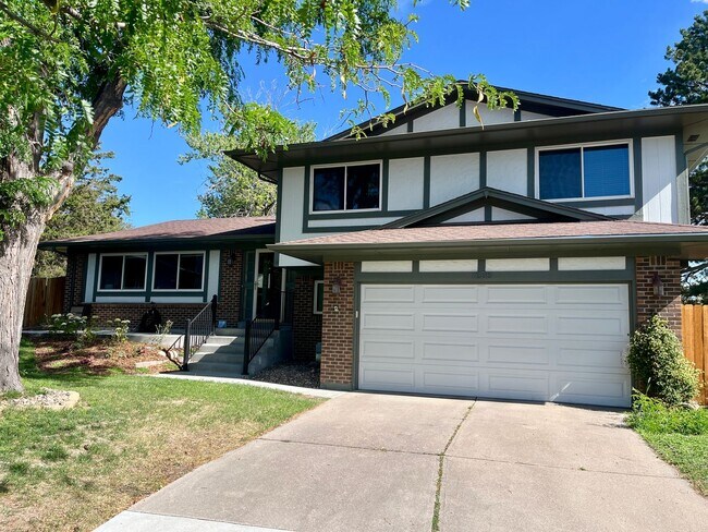 Building Photo - Beautiful 4 bed 2.5 bath in Hampden neighborhood!