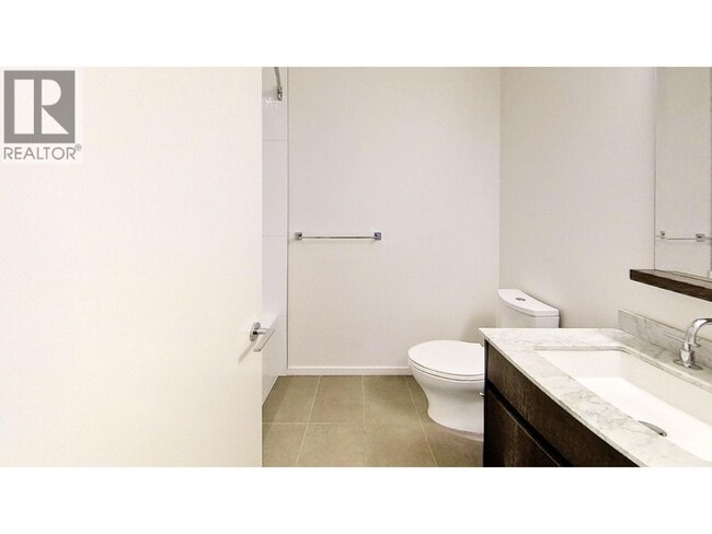 Building Photo - 7788 Ackroyd Rd