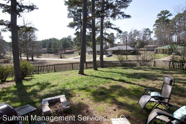Building Photo - 3 br, 2 bath House - 300 Thacker Loop