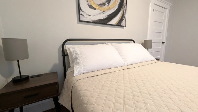 Building Photo - 352 Jackson St