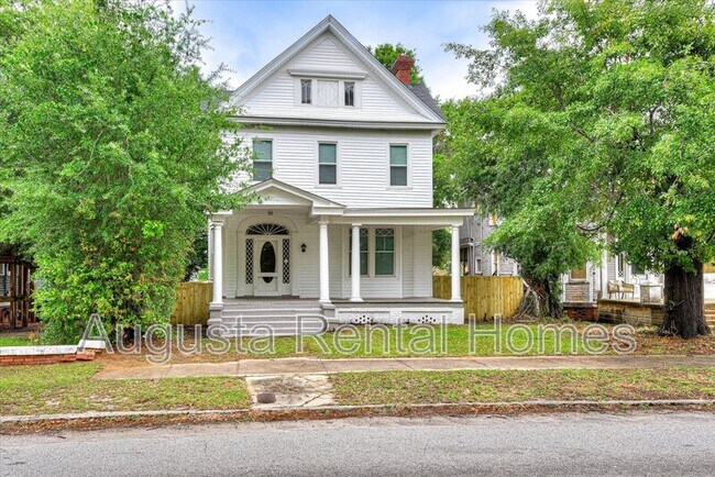 Building Photo - 2349 Wrightsboro Rd