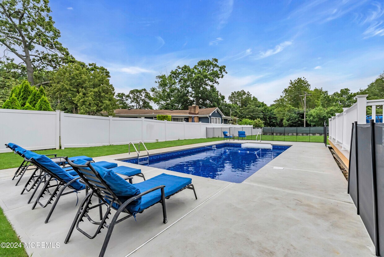 Foto principal - 523 Norwood Ave