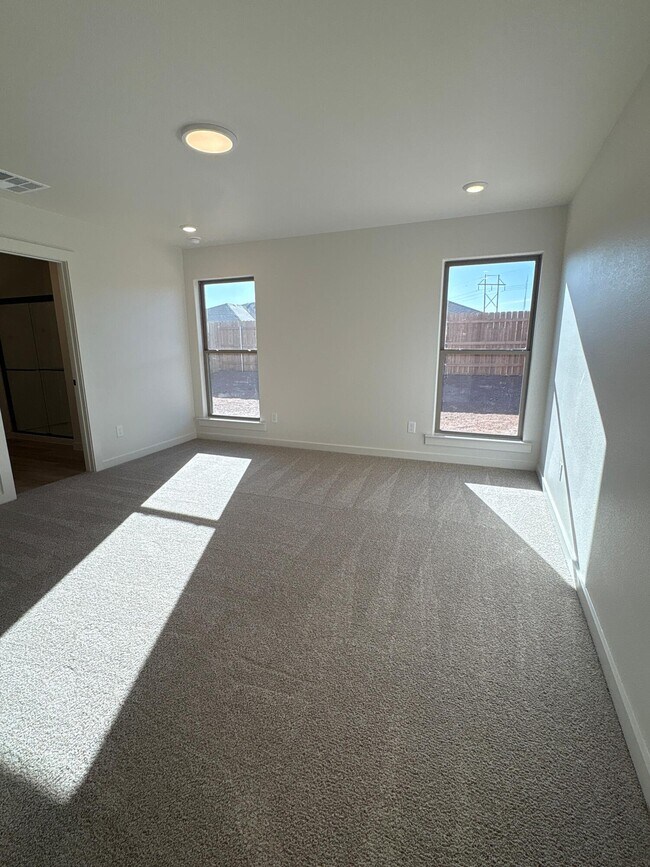 Foto del edificio - 6312 Virginia Ave