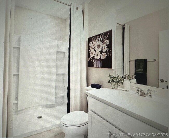 Building Photo - 467 SW Jeanne Ave