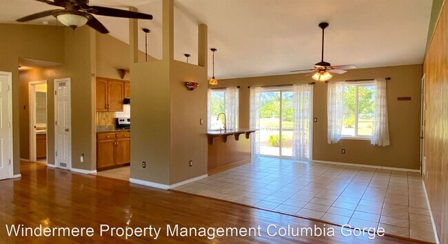 Foto del edificio - 3 br, 2 bath House - 118 Pahatu