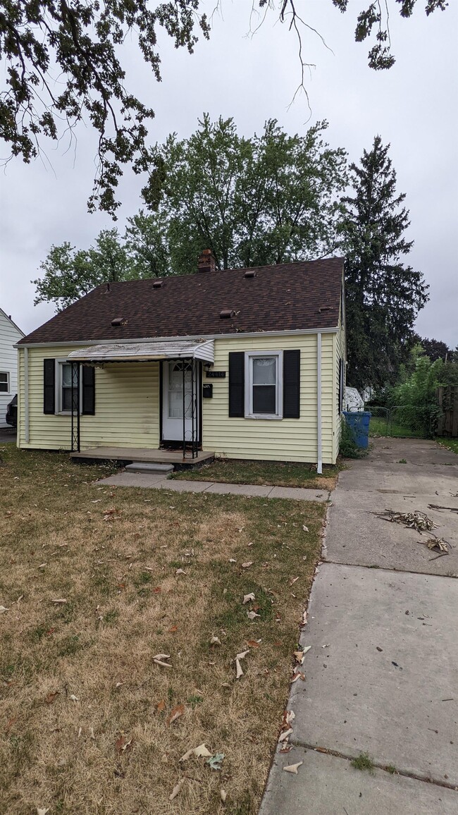 Photo - 24414 Powers Ave House