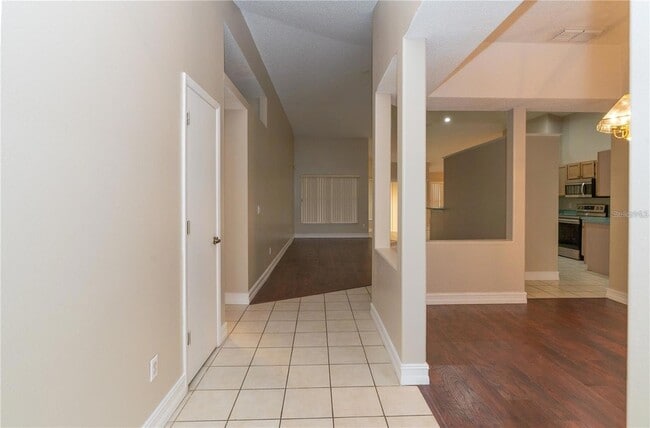 Foto del edificio - 12860 Waterhaven Cir