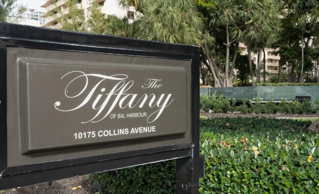Building Photo - 10175 Collins Ave
