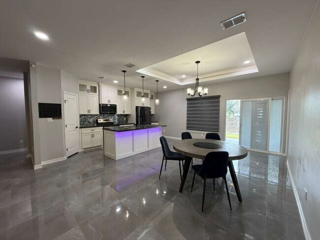 Foto del edificio - 3507 S Elevation Dr