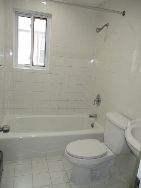 Bathroom - 8613 134th St