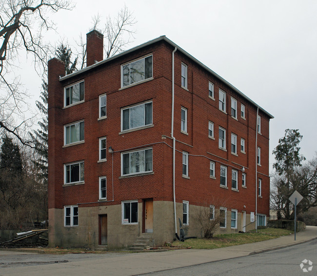 Foto del edificio - 3131 Gilbert Ave