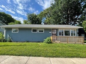 Building Photo - 608 Bernard Ave