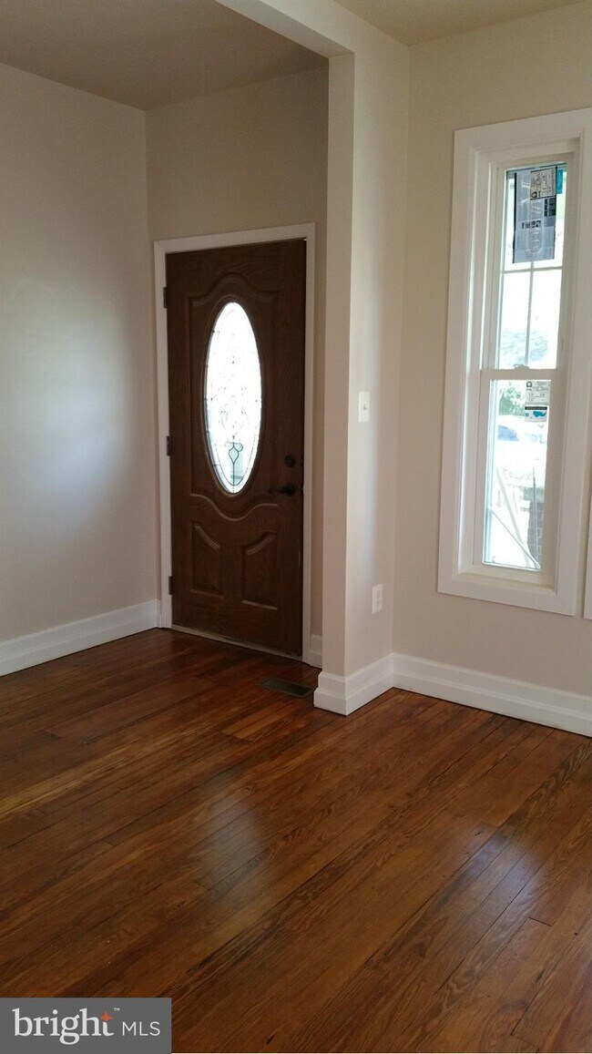 Foto del edificio - 29 Belview Ave